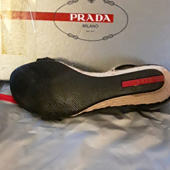 Authentic Prada wedge sandals - Picture 4 of 6